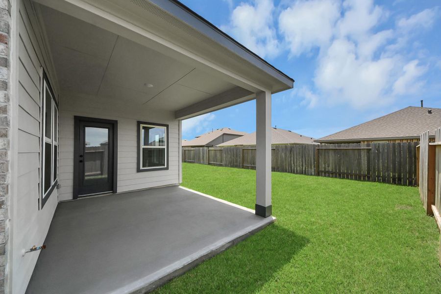 Exterior details and patio area of a home in River Ranch Meadows, Dayton (Image 3).