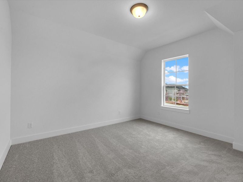 Spacious, unfurnished interior of a new home in Pecan Ridge, Fulshear (Image 20).