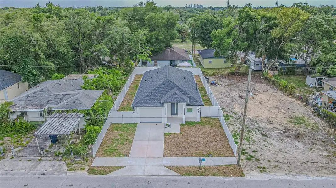 Image 22 of a home in .