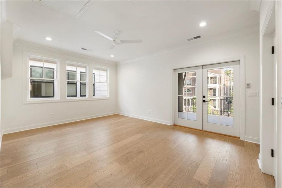 Spacious, unfurnished interior of a new home in , Alpharetta (Image 19).