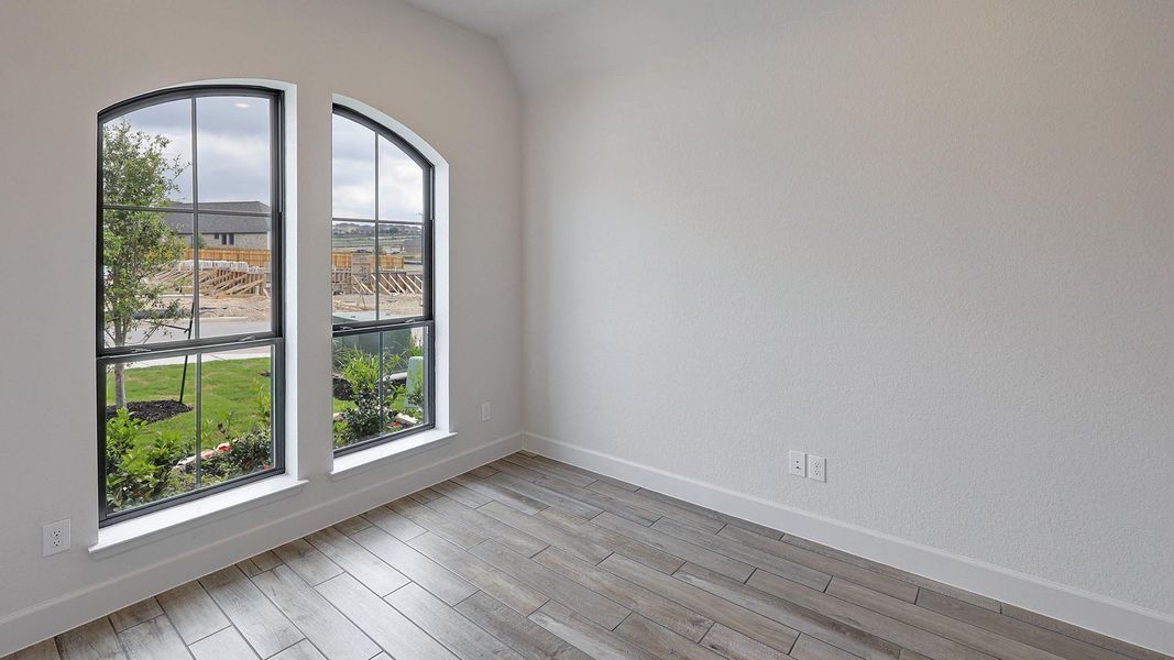 Spacious, unfurnished interior of a new home in Arcadia Ridge, San Antonio (Image 24).