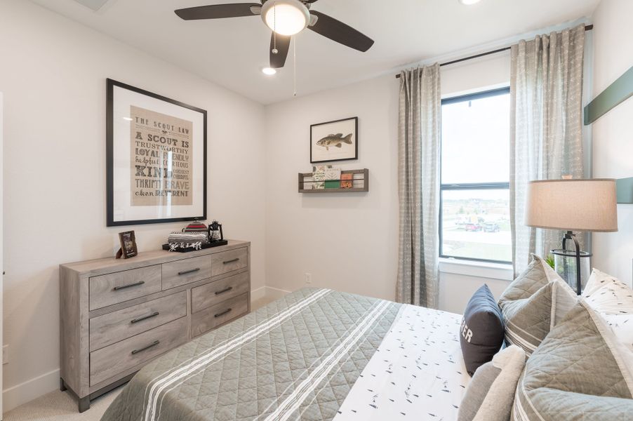 Representative furnished interior of a home built from the Goldeneye by Tri Pointe Homes in Jubilee 50′, Hockley (Image 13).