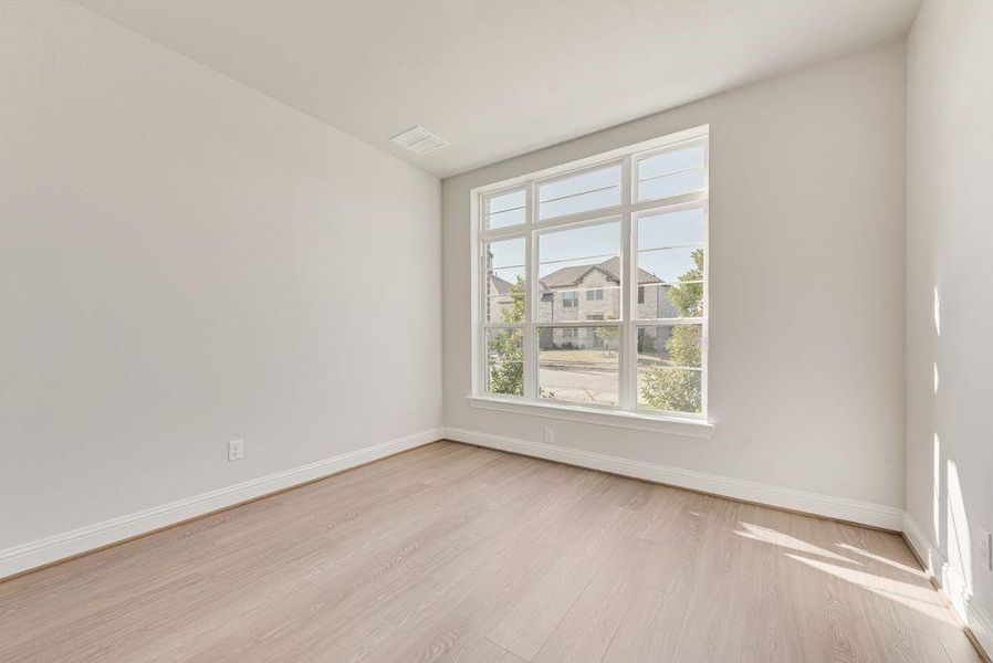 Spacious, unfurnished interior of a new home in Monterra, Rockwall (Image 22). Spacious, unfurnished interior of a new home in Monterra, Rockwall (Image 22).