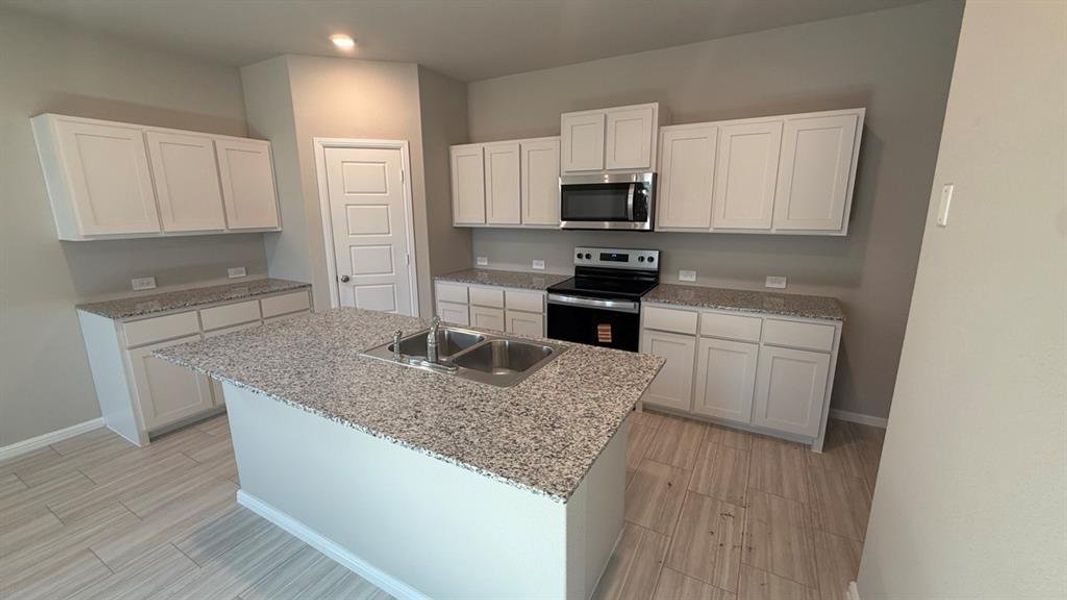 Furnished interior view inside a new home in Orchard Village, Fort Worth (Image 5). Furnished interior view inside a new home in Orchard Village, Fort Worth (Image 5).