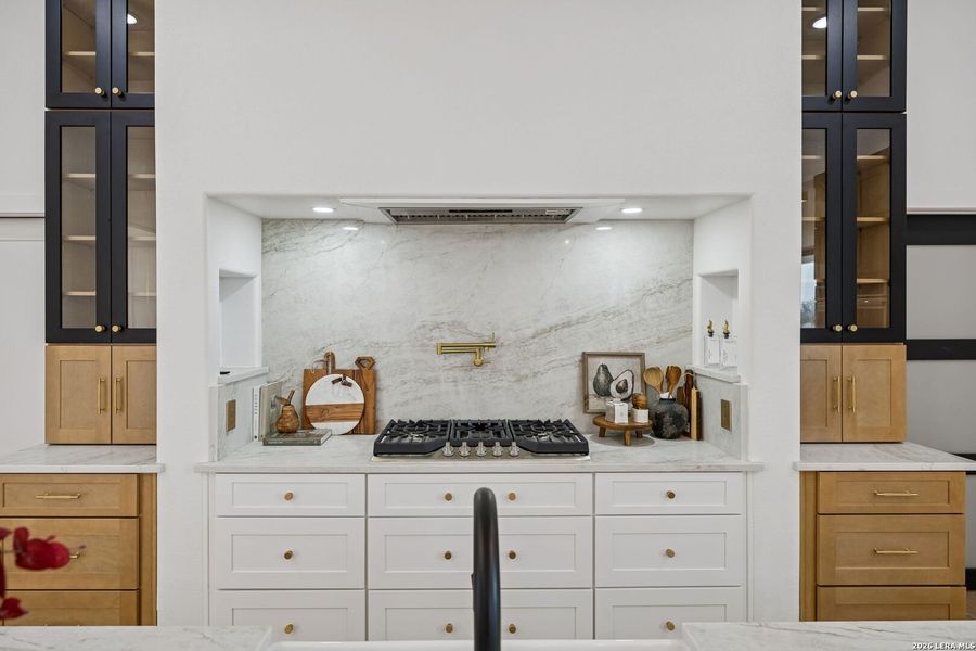 Furnished interior view inside a new home in , Floresville (Image 13).