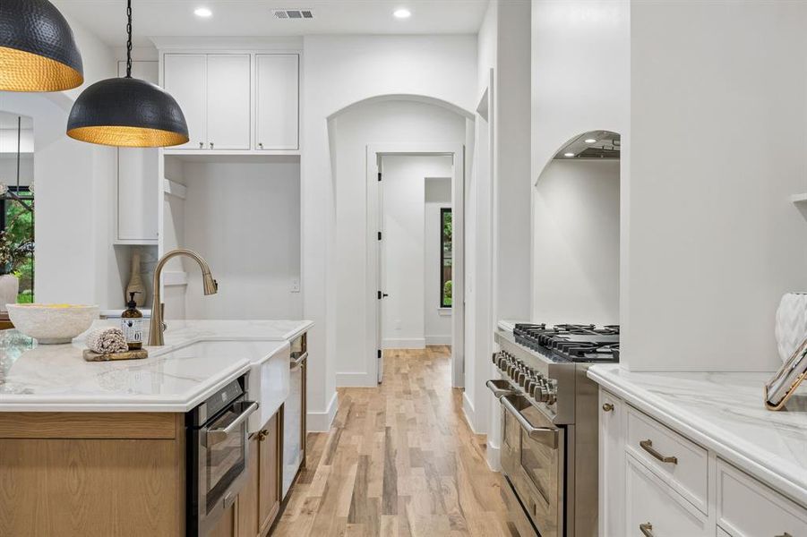 Furnished interior view inside a new home in , Dallas (Image 37).