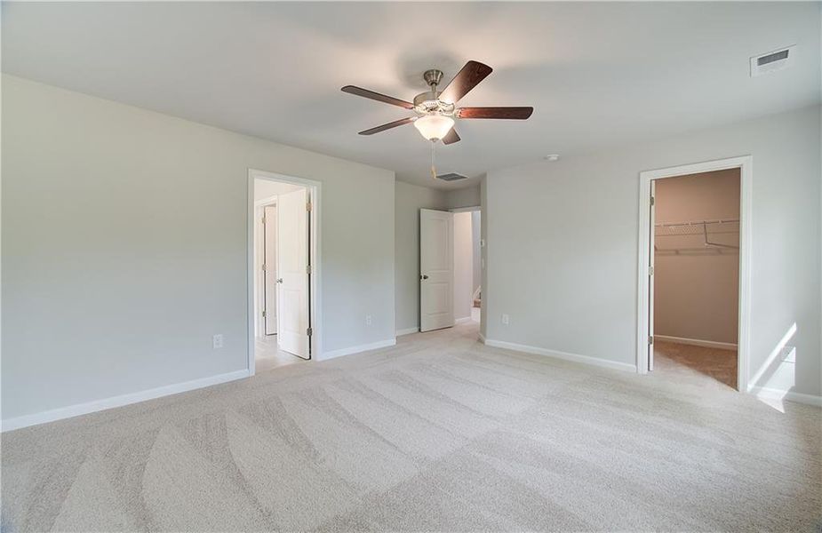 Spacious, unfurnished interior of a new home in Burchwood, Stockbridge (Image 12).