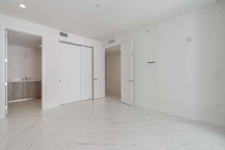 32-495 E Royal Palm Road #402-117 32-495 E Royal Palm Road #402-117