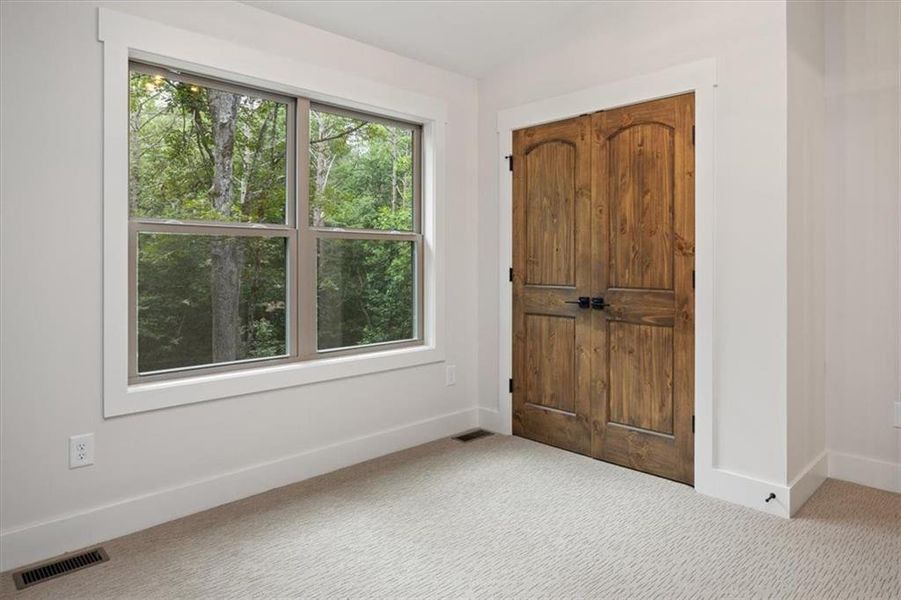 Spacious, unfurnished interior of a new home in , Ellijay (Image 24).