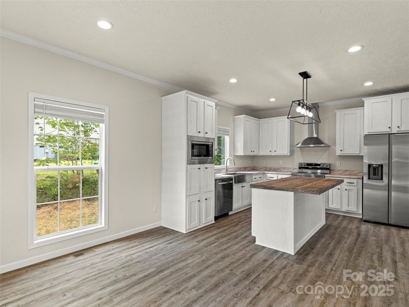 Image 35 of a home in .