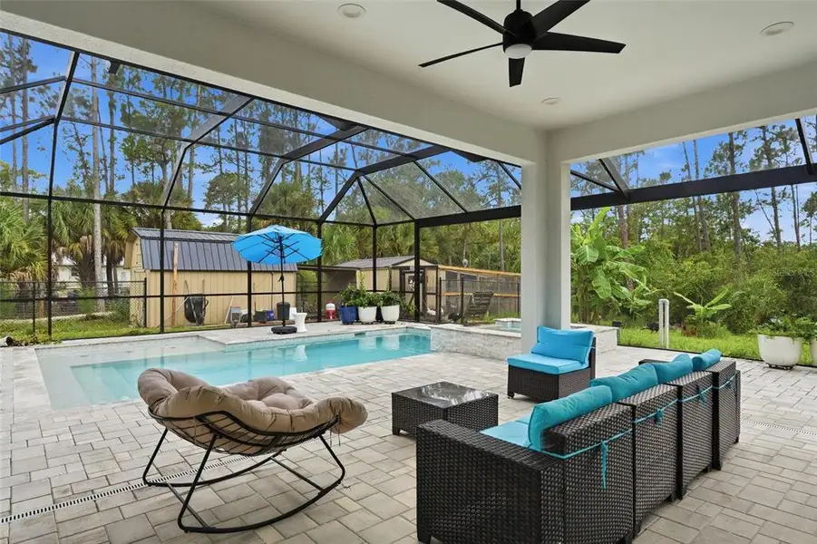 Exterior details and patio area of a home in , North Port (Image 4).