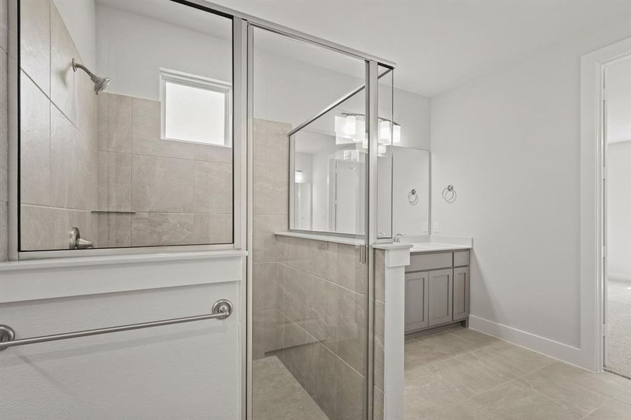Furnished interior view inside a new home in Lyons Crest Estates, Garland (Image 13). Furnished interior view inside a new home in Lyons Crest Estates, Garland (Image 13).
