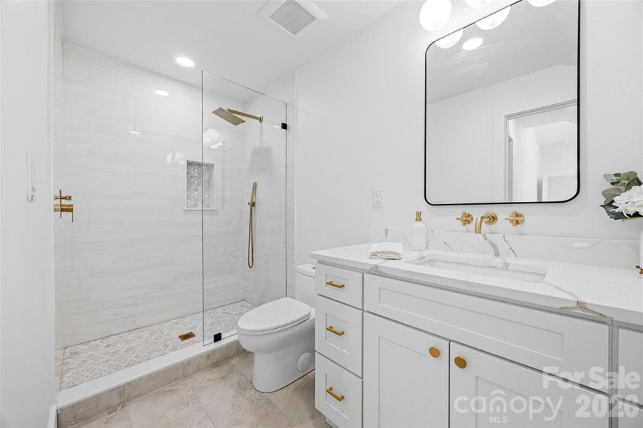 Furnished interior view inside a new home in , Monroe (Image 11).