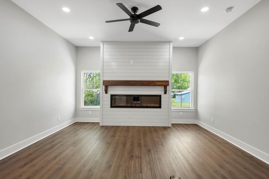 Spacious, unfurnished interior of a new home in , Franklin (Image 12). Spacious, unfurnished interior of a new home in , Franklin (Image 12).