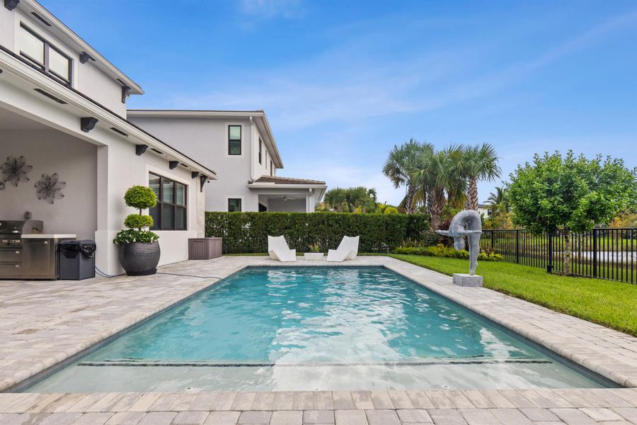 Image 69 of a home in Solana Bay at Avenir. Image 69 of a home in Solana Bay at Avenir.