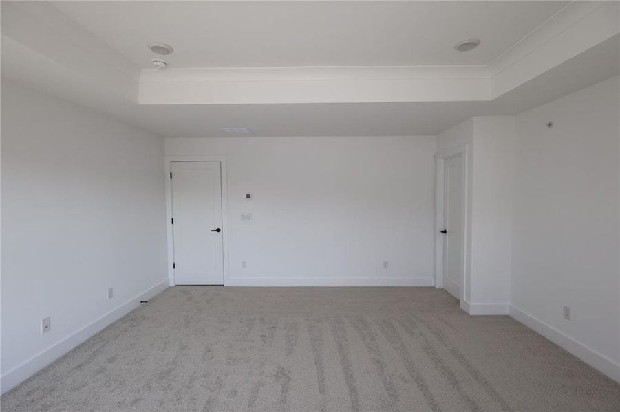 Spacious, unfurnished interior of a new home in Grandview Terrace, Canton (Image 9).