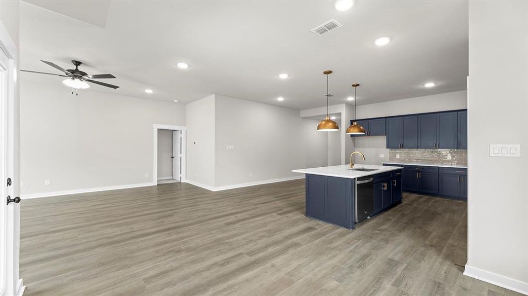 15. 1208 Cider Mill - Dining (3) 15. 1208 Cider Mill - Dining (3)