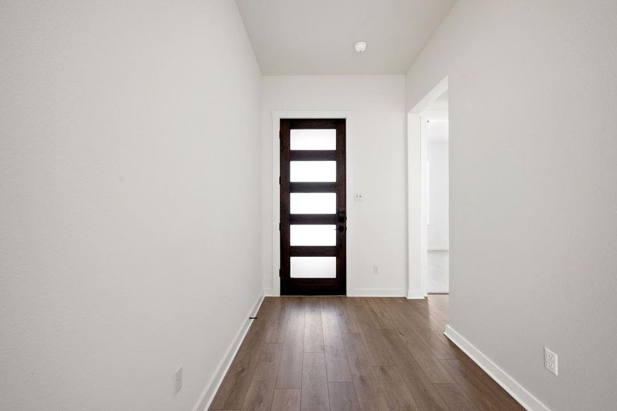 Spacious, unfurnished interior of a new home in Wolf Ranch, Georgetown (Image 16). Spacious, unfurnished interior of a new home in Wolf Ranch, Georgetown (Image 16).