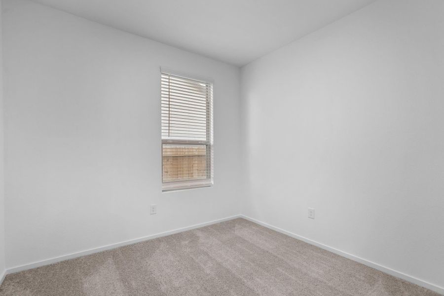 Spacious, unfurnished interior of a new home in Mavera, Conroe (Image 14).