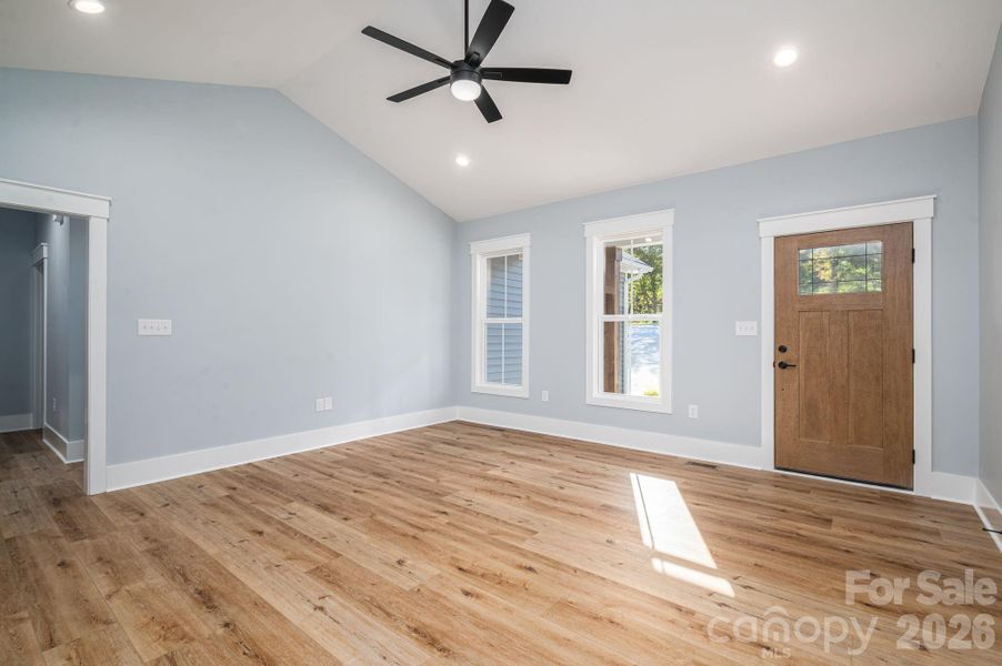 Spacious, unfurnished interior of a new home in , Maiden (Image 14).
