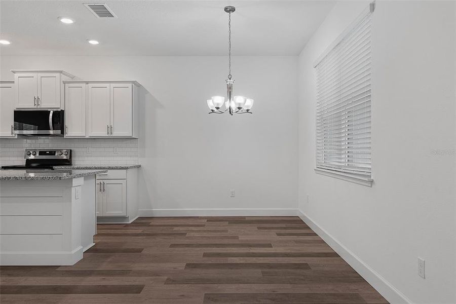 Spacious, unfurnished interior of a new home in , Palm Coast (Image 38).