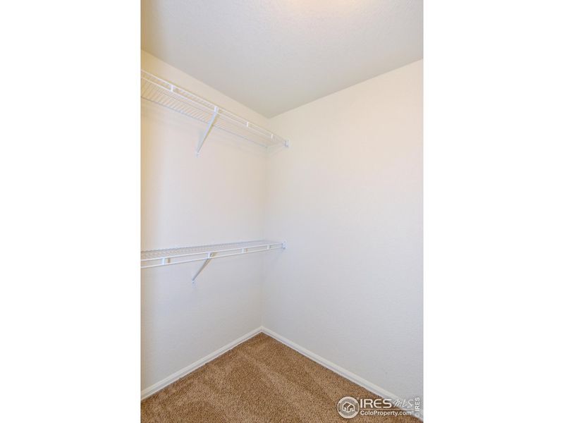 Spacious, unfurnished interior of a new home in , Johnstown (Image 27).