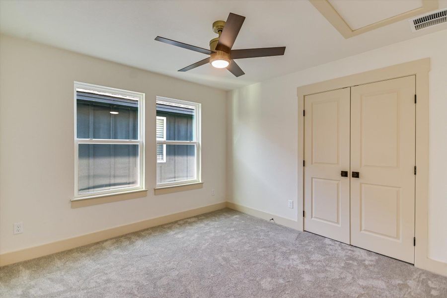 Spacious, unfurnished interior of a new home in , Wimberley (Image 19).