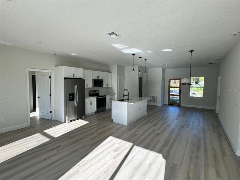 Spacious, unfurnished interior of a new home in , Ocala (Image 17). Spacious, unfurnished interior of a new home in , Ocala (Image 17).