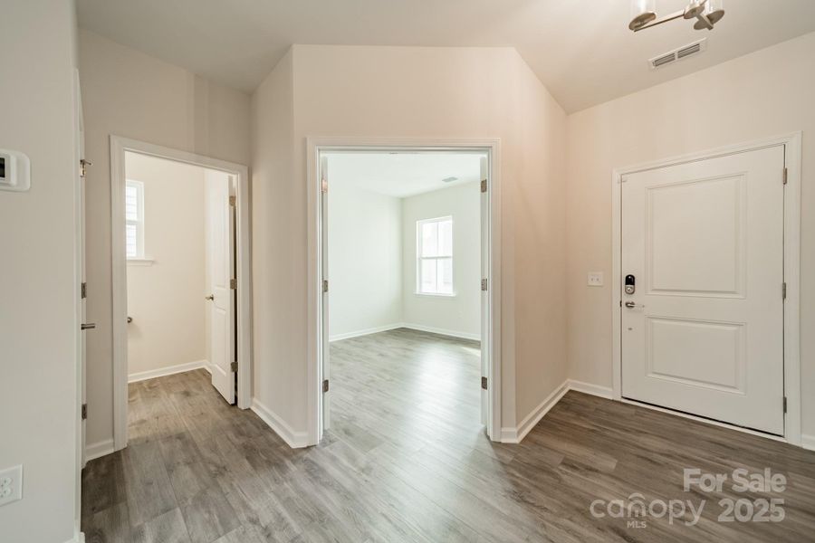 Spacious, unfurnished interior of a new home in Stewarts Landing, Charlotte (Image 16).