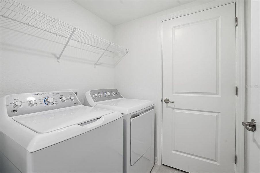 Close-up of interior finishes inside a home in Legends Cove, Bradenton (Image 13).