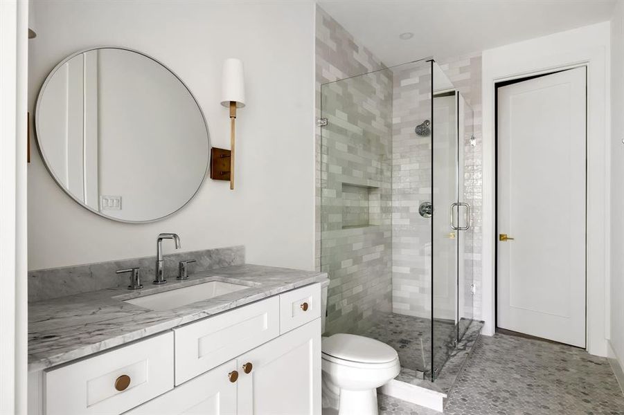 Furnished interior view inside a new home in , Dallas (Image 28).