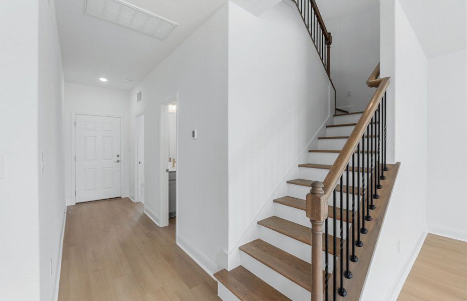 Spacious, unfurnished interior of a new home in Patterson Ranch, Georgetown (Image 24). Spacious, unfurnished interior of a new home in Patterson Ranch, Georgetown (Image 24).