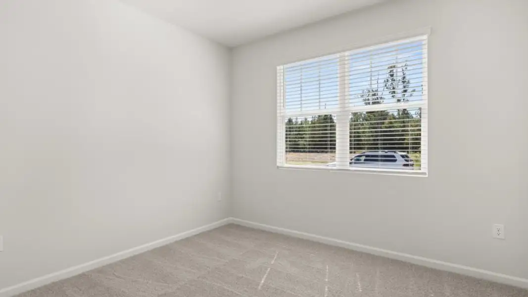 Spacious, unfurnished interior of a new home in Oakleigh Glen, Dallas (Image 24).