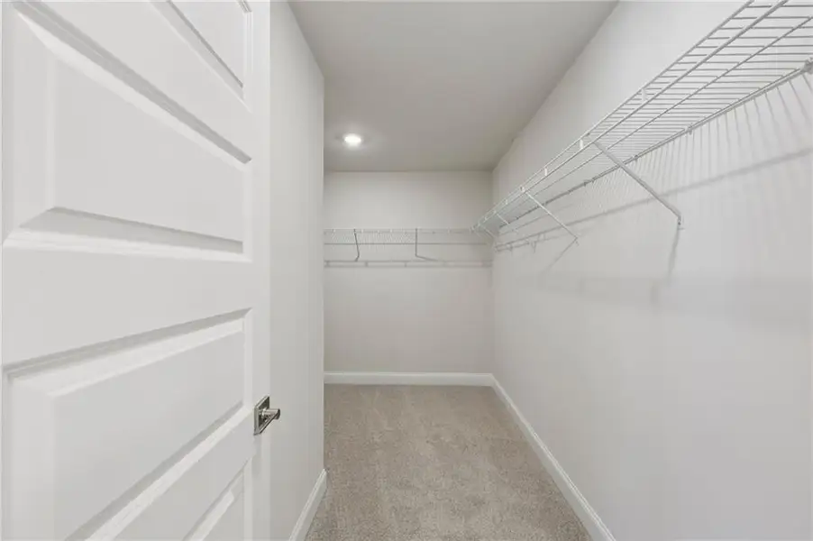 Spacious, unfurnished interior of a new home in , Lawrenceville (Image 31).