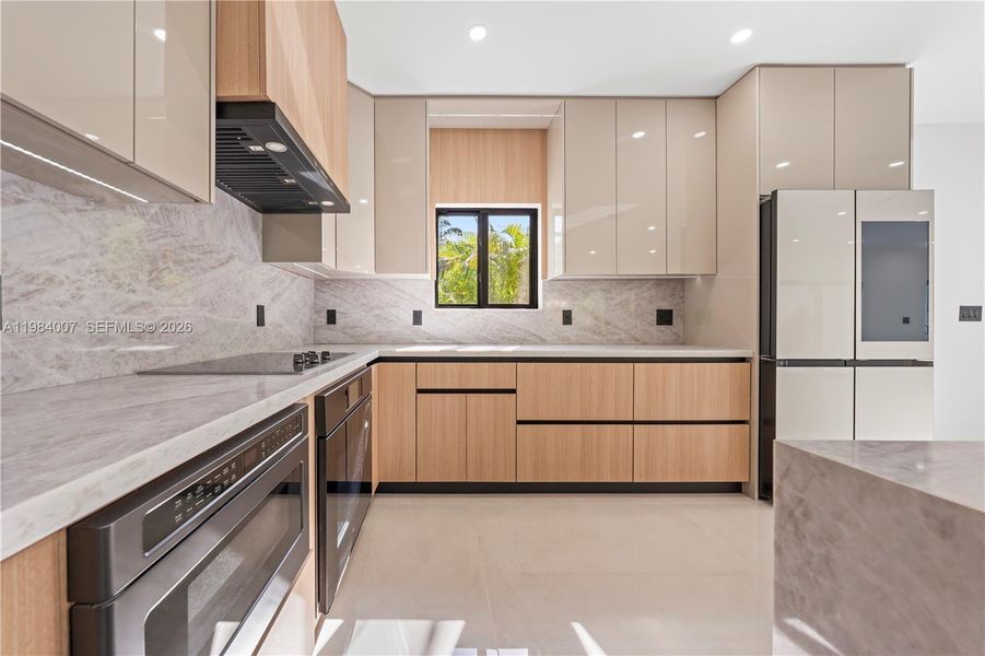 Furnished interior view inside a new home in , North Miami (Image 12).