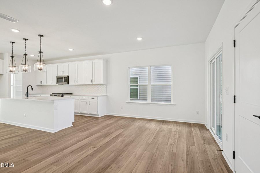 11-web-or-mls-Marvel Dr-S1810-011 11-web-or-mls-Marvel Dr-S1810-011