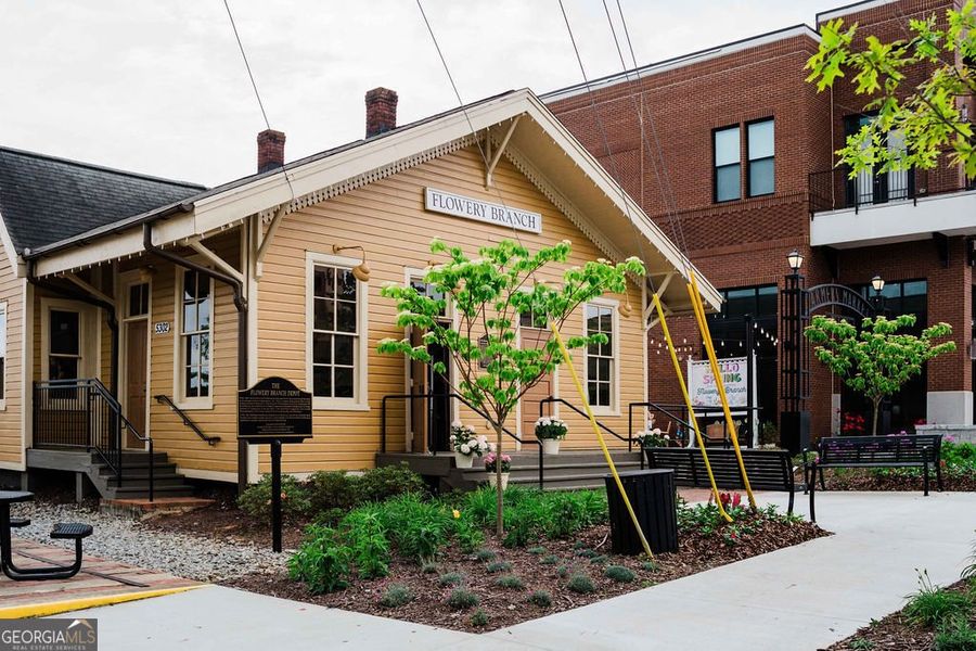 Front exterior of a new home in Ponderosa Farms Manor, Gainesville, GA, highlighting curb appeal (Image 37).