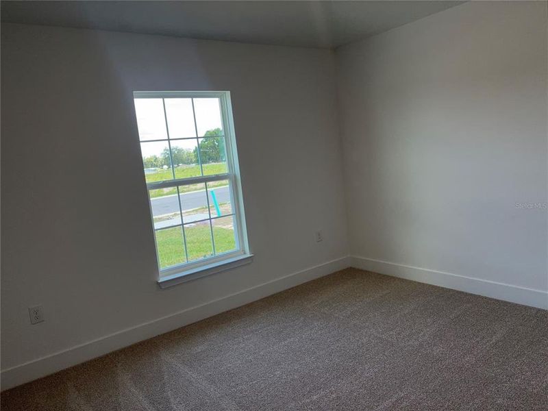 Spacious, unfurnished interior of a new home in Arbor Park, Leesburg (Image 13).