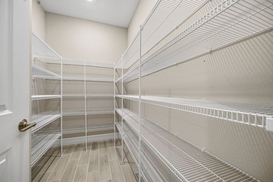 Spacious, unfurnished interior of a new home in Headwaters at Lofton Creek, Yulee (Image 20).