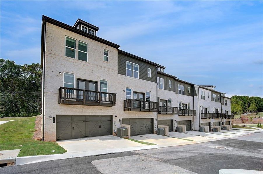 Image 25 of a home in Daybreak.