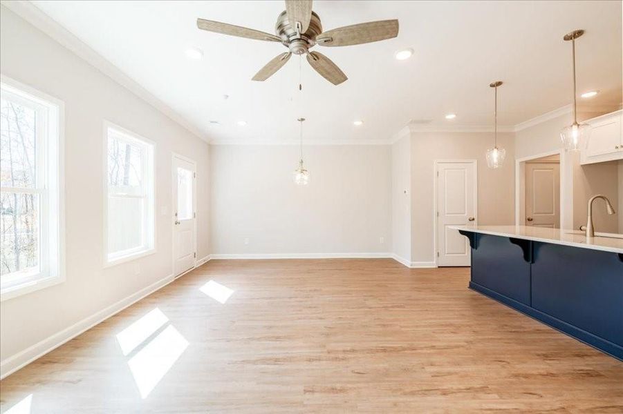 Spacious, unfurnished interior of a new home in Cherokee Township, Acworth (Image 22).