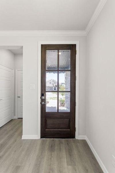 08. 252 Bright Alcove - Entry (2) 08. 252 Bright Alcove - Entry (2)