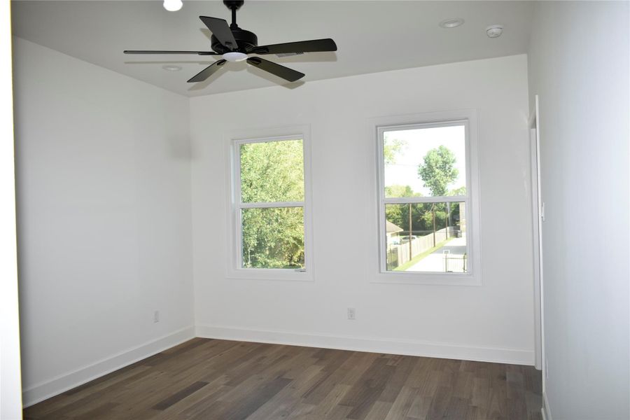 Spacious, unfurnished interior of a new home in , Houston (Image 20).