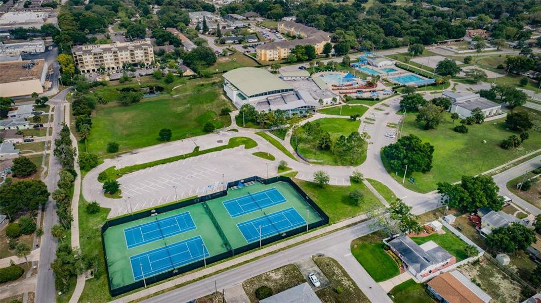 Community amenities in , New Port Richey (Image 32).