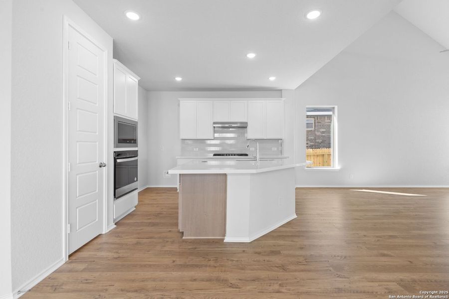 Image 25 of a home in Ladera. Image 25 of a home in Ladera.