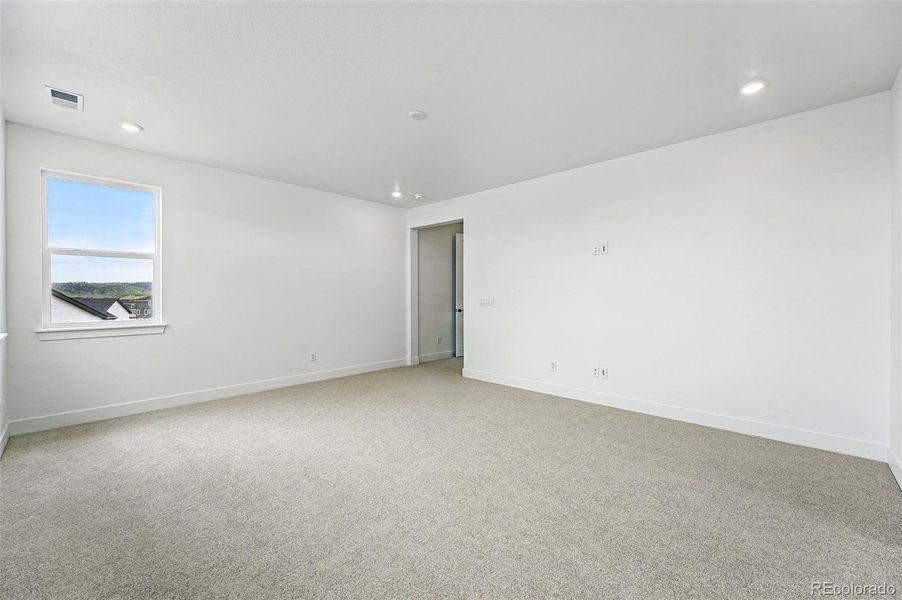 1667 Fox Trotter Point ~ Ready Now