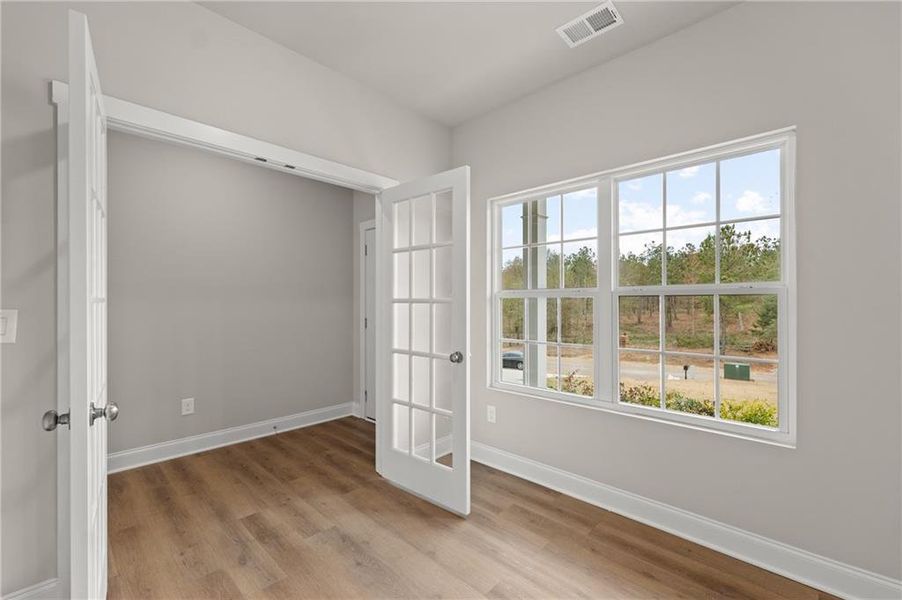 Spacious, unfurnished interior of a new home in , Hartwell (Image 17). Spacious, unfurnished interior of a new home in , Hartwell (Image 17).