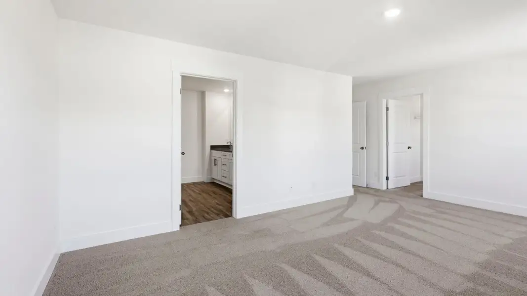 Spacious, unfurnished interior of a new home in Fieldcrest Acres, Blountville (Image 33). Spacious, unfurnished interior of a new home in Fieldcrest Acres, Blountville (Image 33).