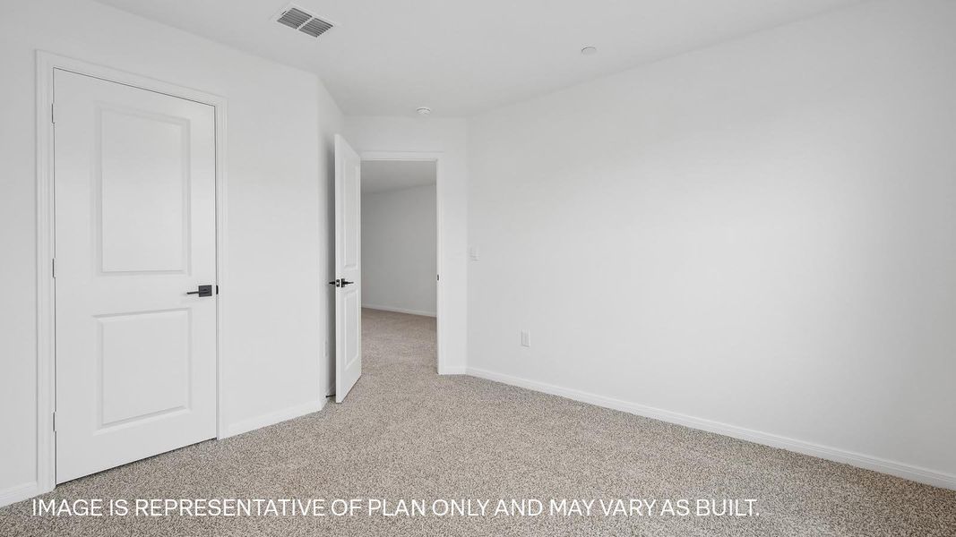 Spacious, unfurnished interior of a new home in Avery Centre, Round Rock (Image 28).