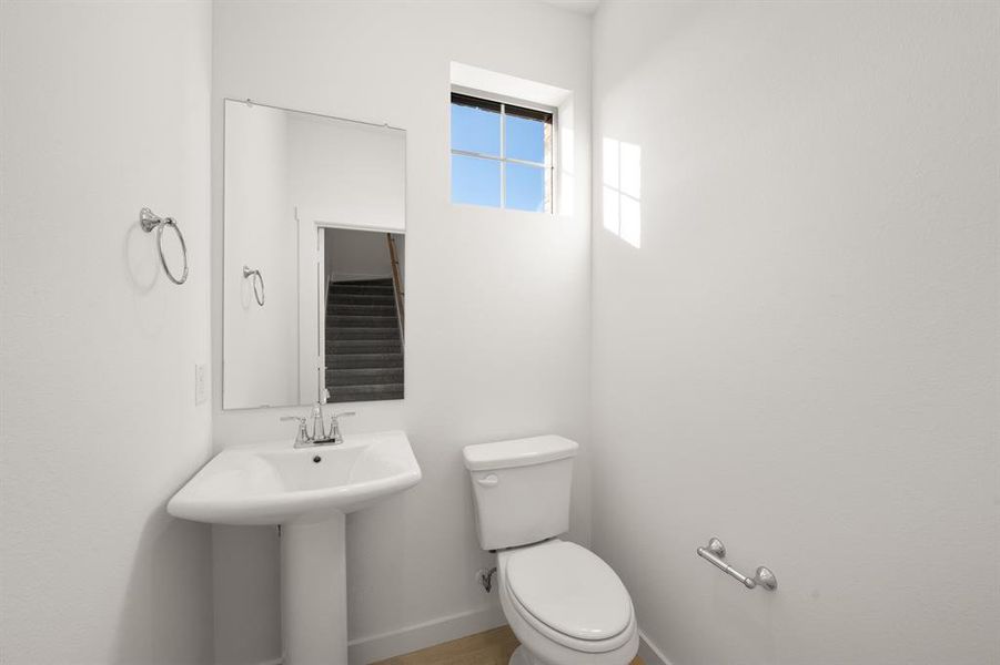 4619 Haws Trail_ 2572_Onyx- Half Bath-1